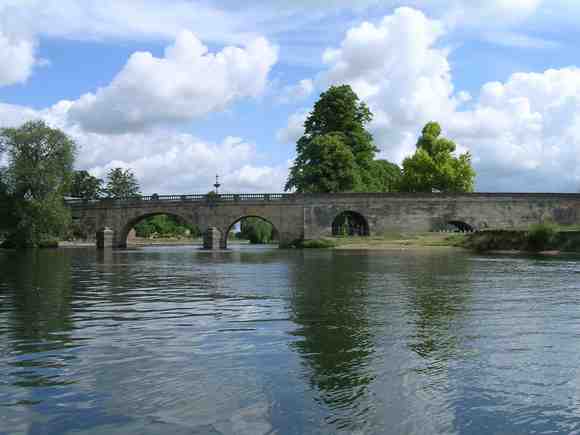 Wallingford Bridge from the south