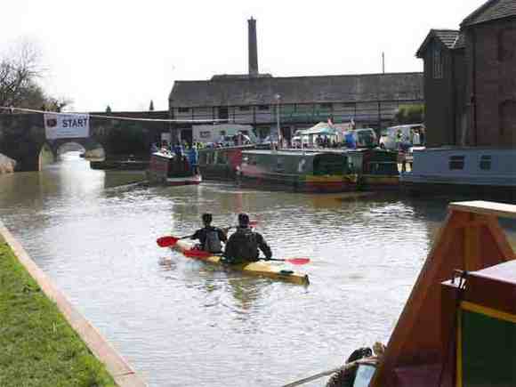 Devizes Wharf, the start of the Devizes to Westminster race © Chris Franklin