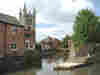 The mill stream next to Newbury Lock © simes